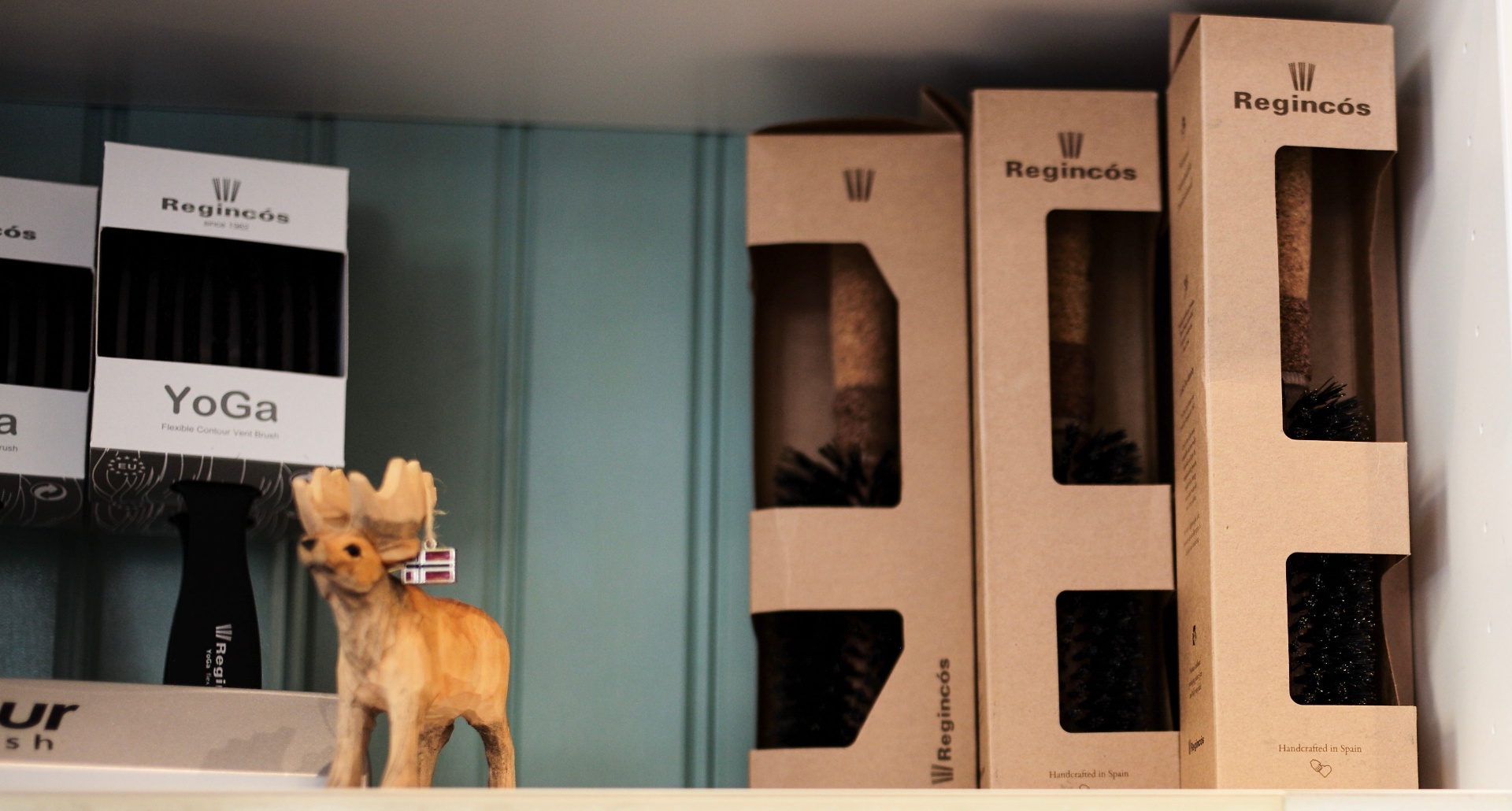 Retail brushes and detail shelf at Atelier 27